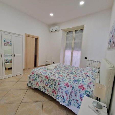 Napoli&Love Apartment Bovio Centro Storico Naples Exterior photo