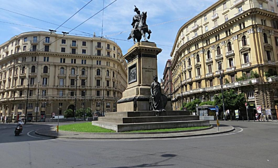Napoli&Love Apartment Bovio Centro Storico Naples Exterior photo