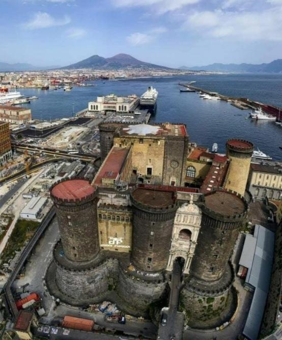 Napoli&Love Apartment Bovio Centro Storico Naples Exterior photo