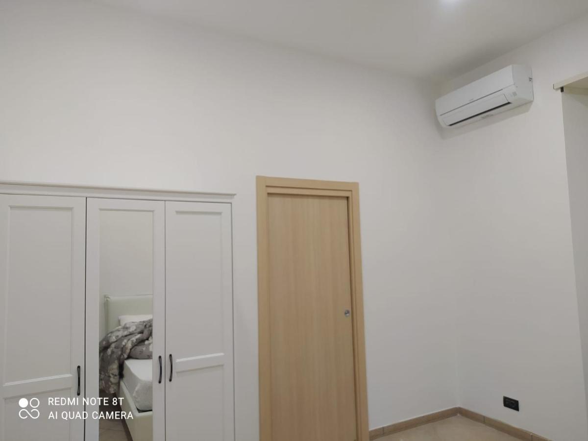 Napoli&Love Apartment Bovio Centro Storico Naples Exterior photo