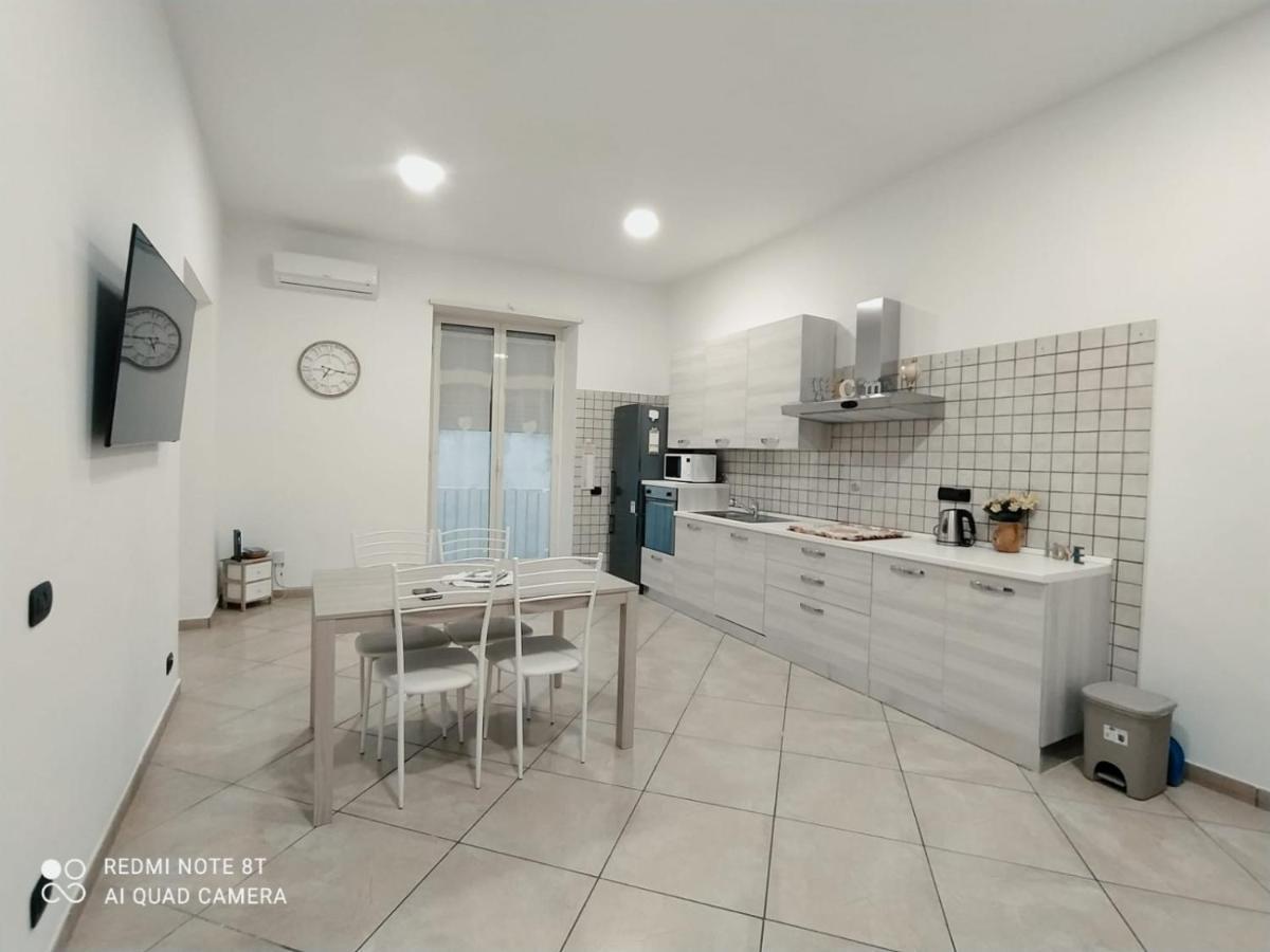 Napoli&Love Apartment Bovio Centro Storico Naples Exterior photo
